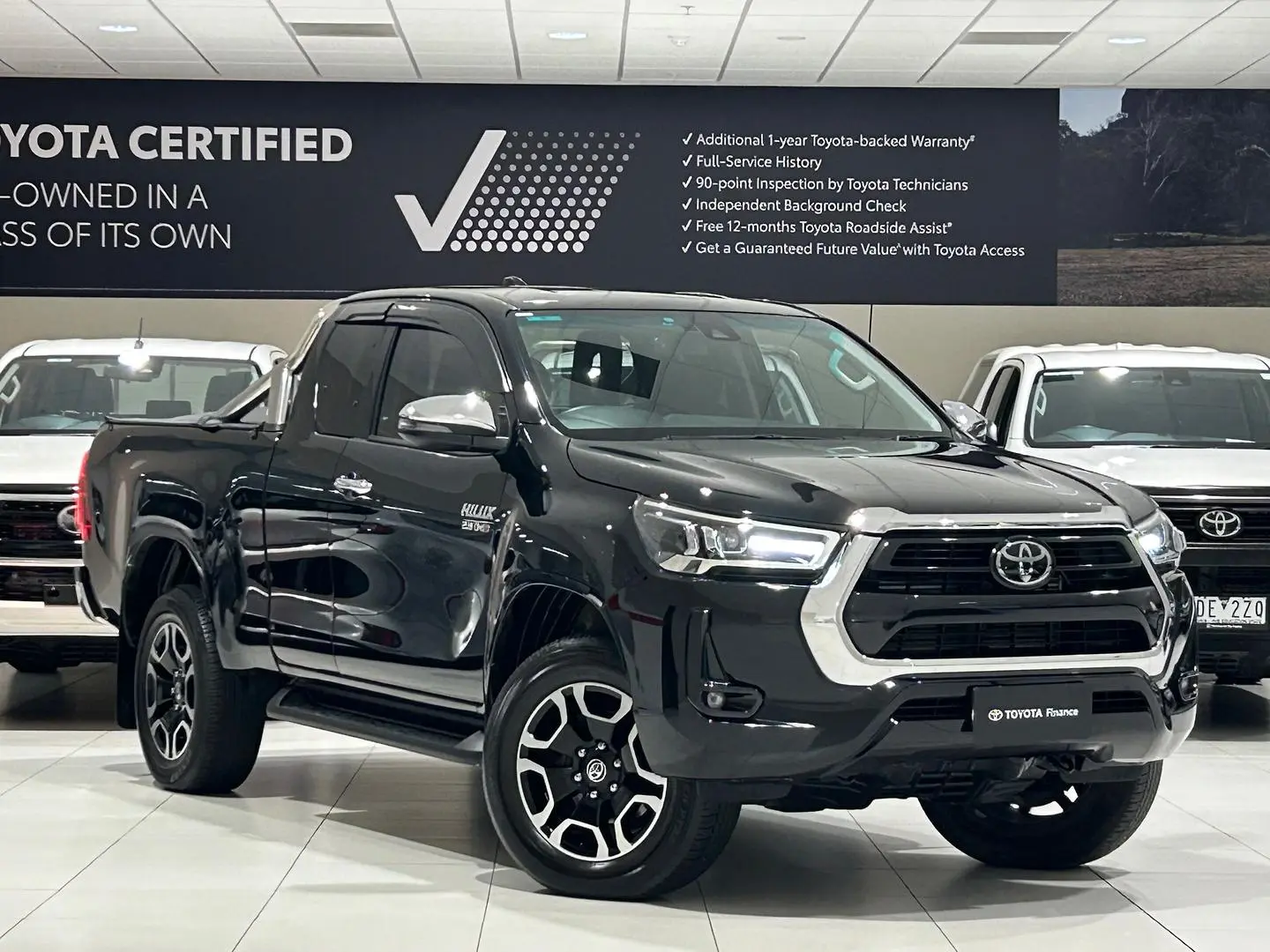 2023 Toyota Hilux Gallery Image 1
