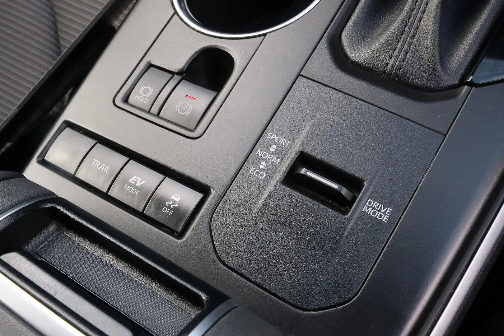 2021 Toyota Kluger Gallery Image 18