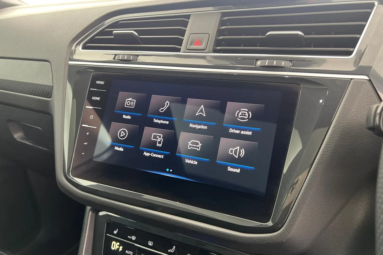 2021 Volkswagen Tiguan Gallery Image 17