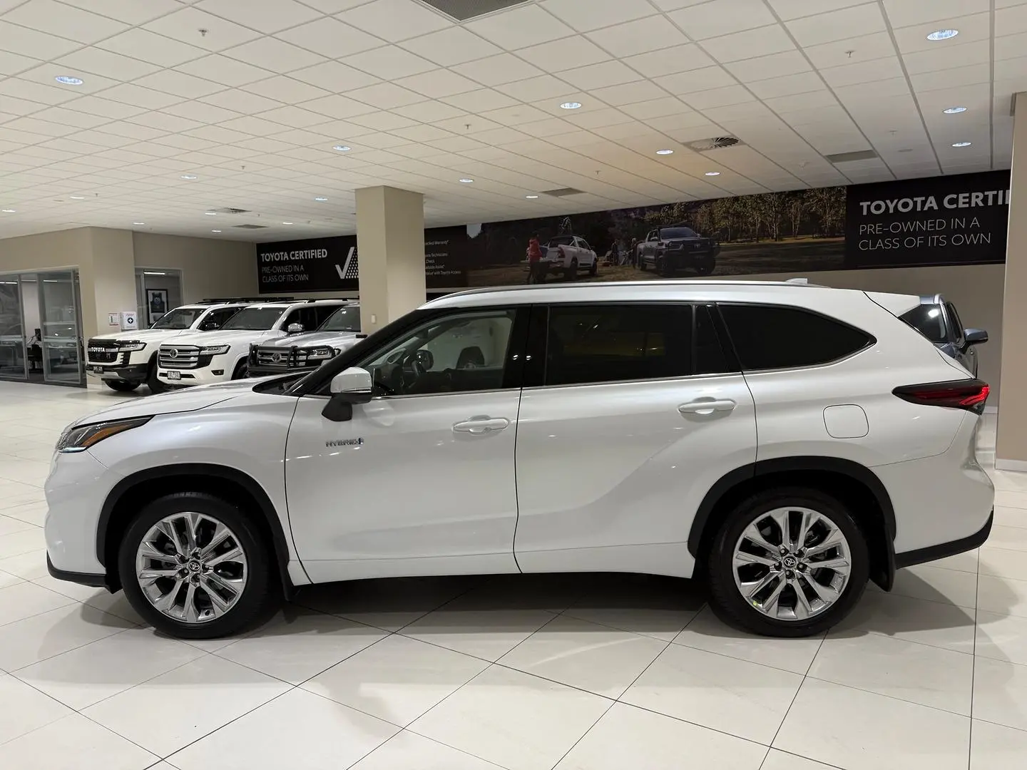 2024 Toyota Kluger Gallery Image 6