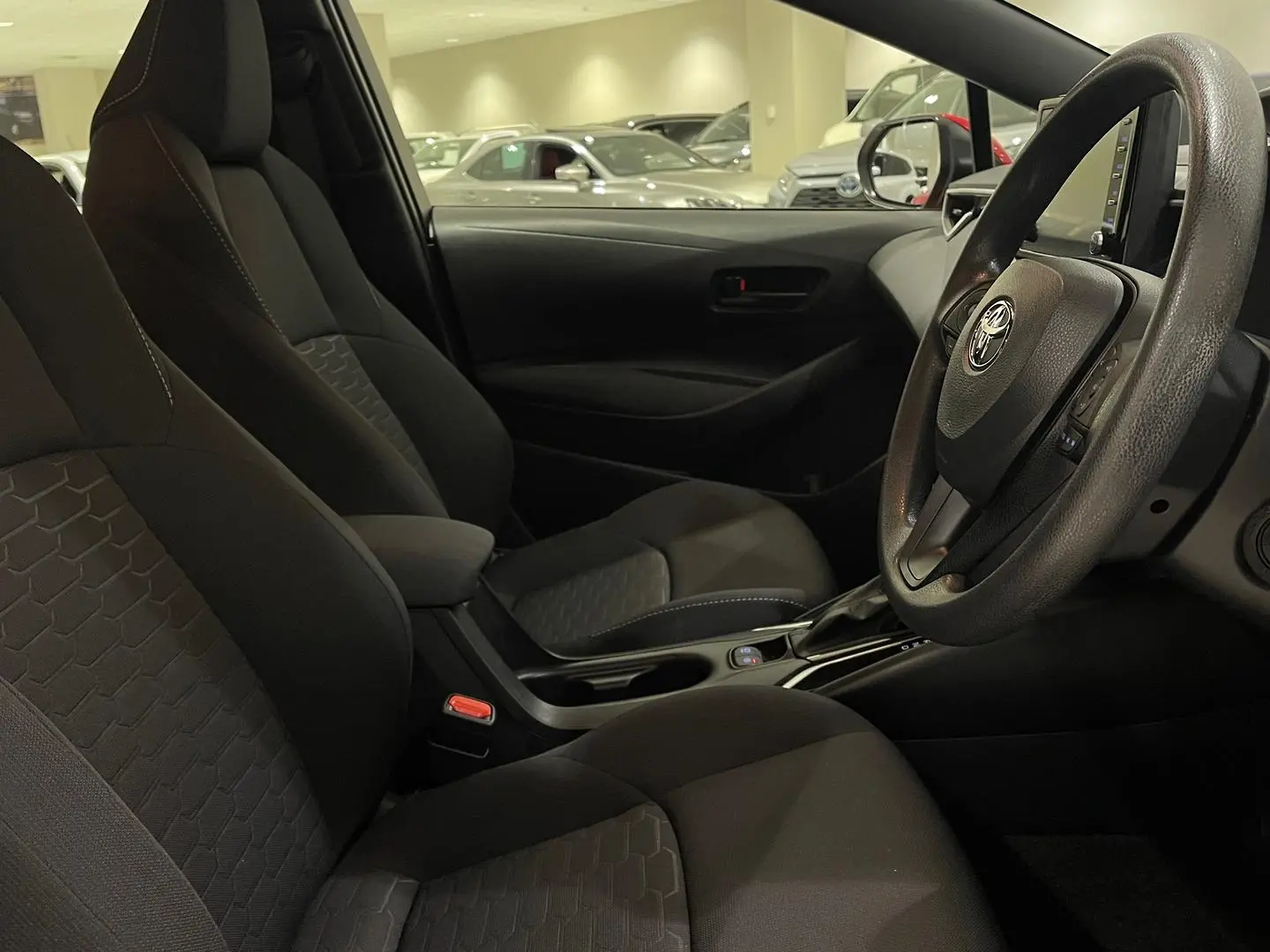 2019 Toyota Corolla Gallery Image 12