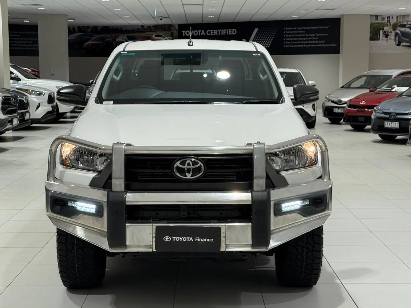2020 Toyota Hilux Gallery Image 4