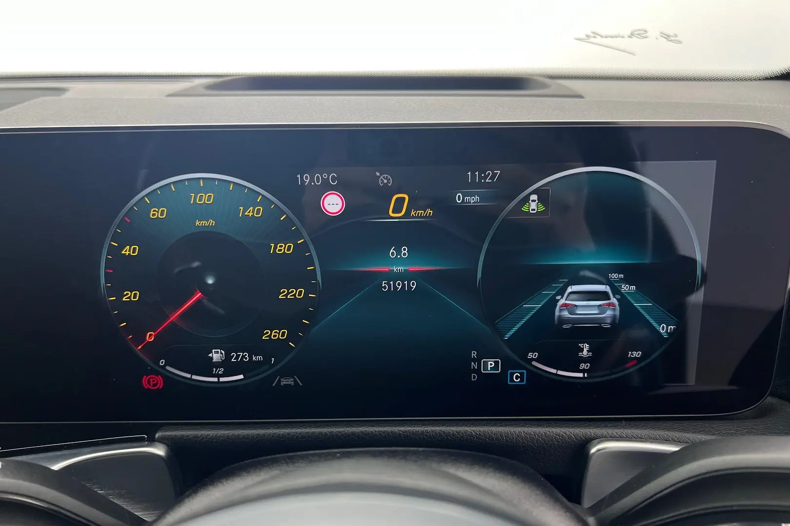 2021 Mercedes-Benz GLB-Class Gallery Image 18