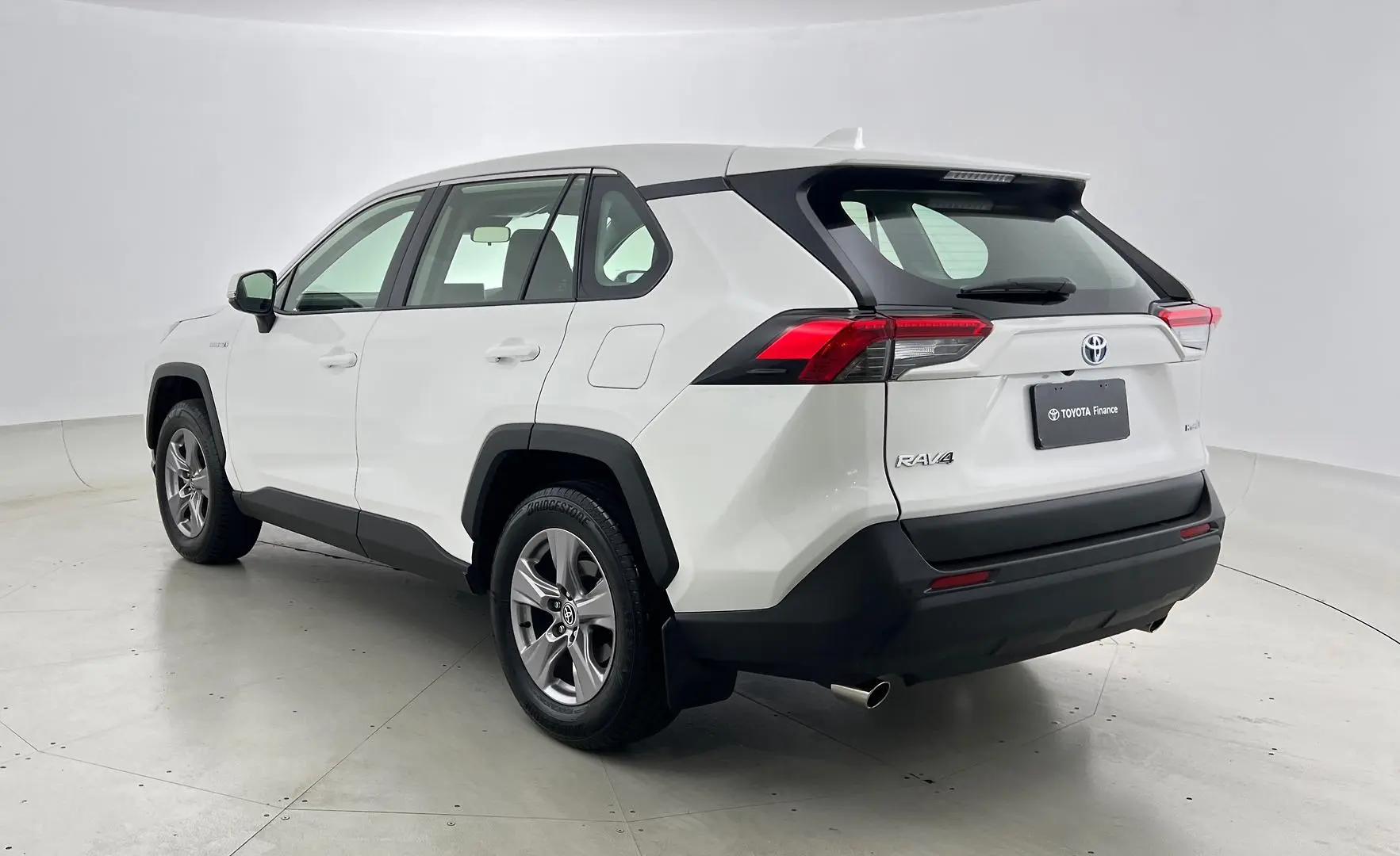 2024 Toyota RAV4 Gallery Image 9