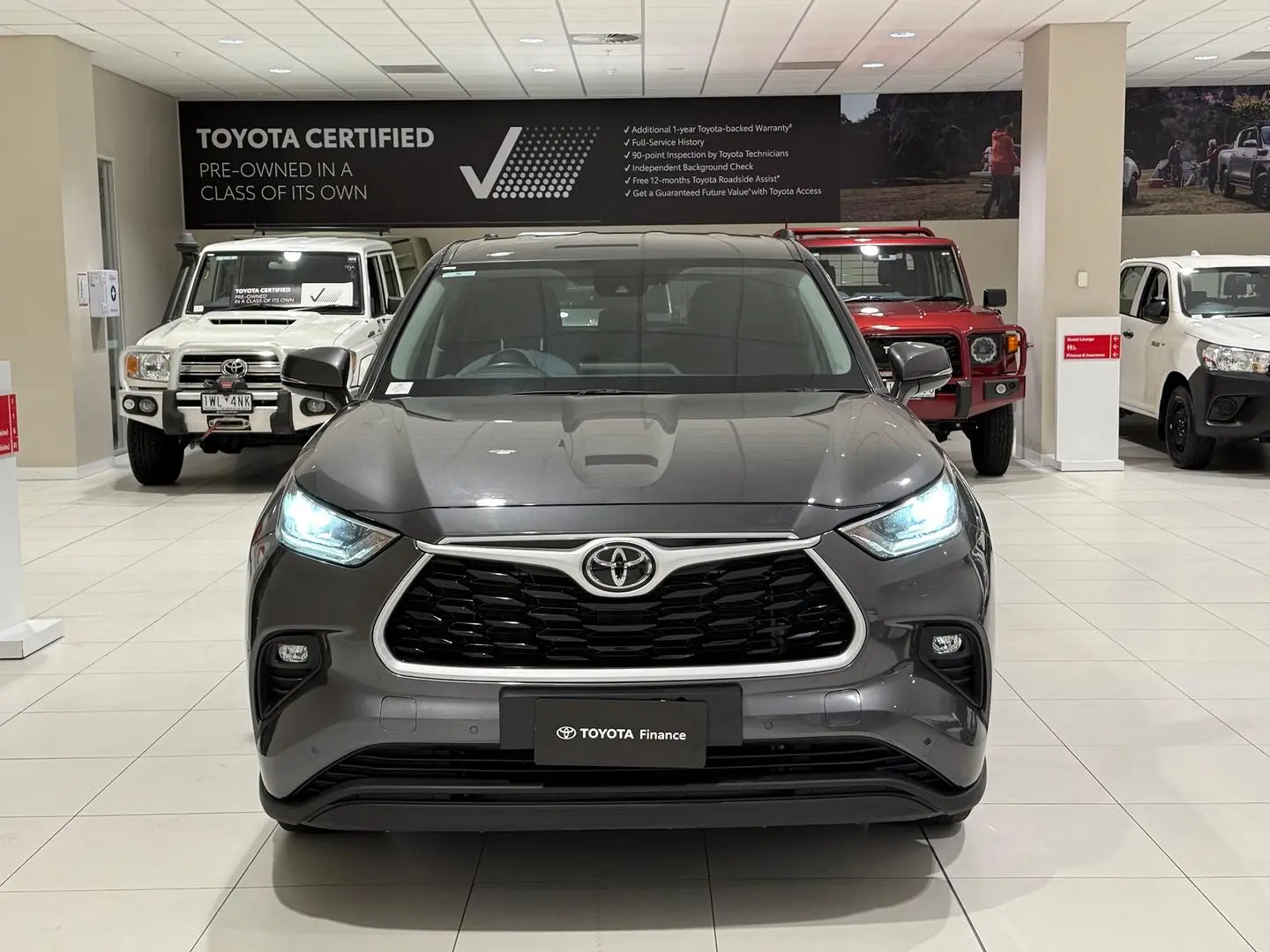 2022 Toyota Kluger Gallery Image 4