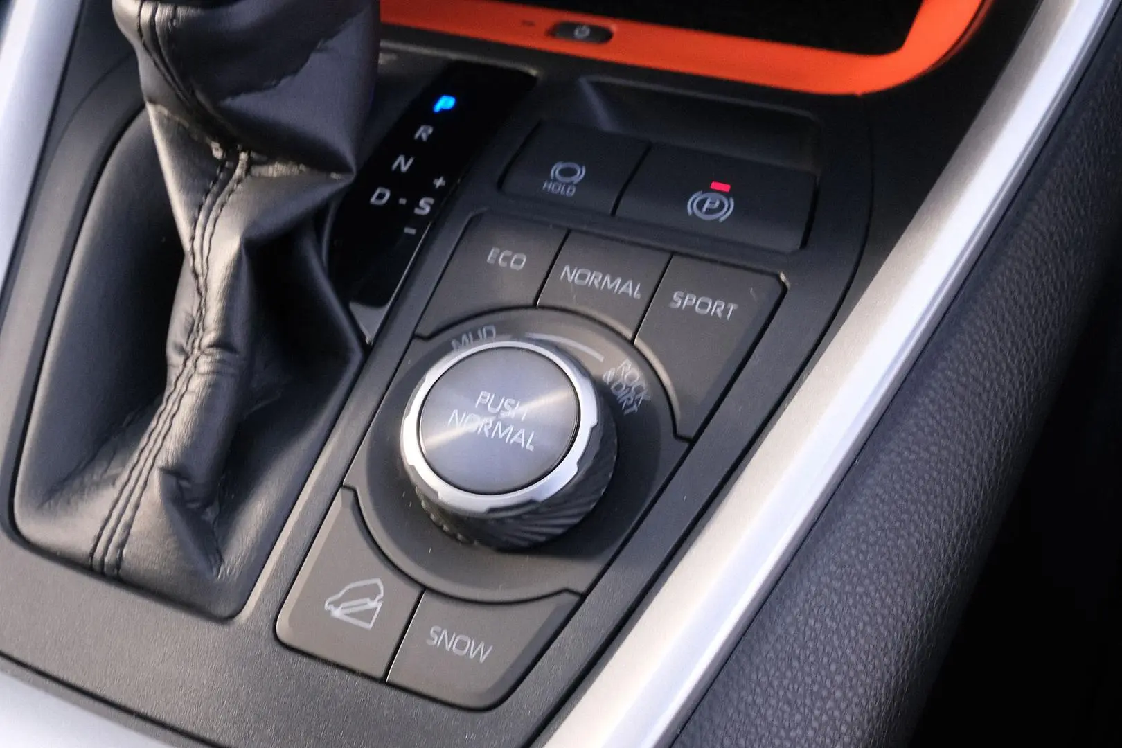 2024 Toyota RAV4 Gallery Image 19