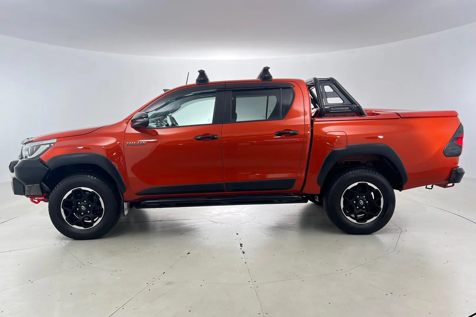 2019 Toyota Hilux Gallery Image 5