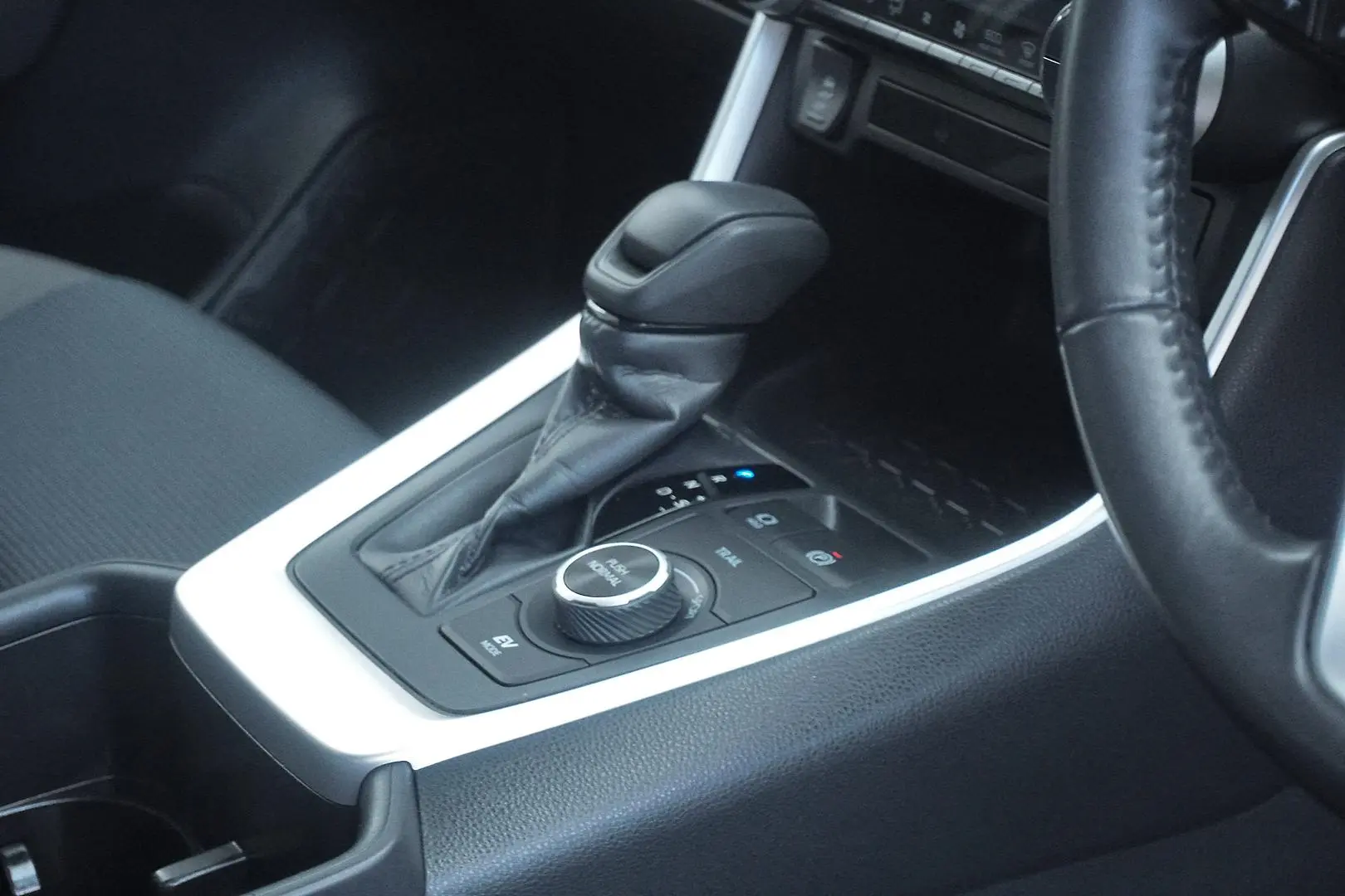 2023 Toyota RAV4 Gallery Image 16