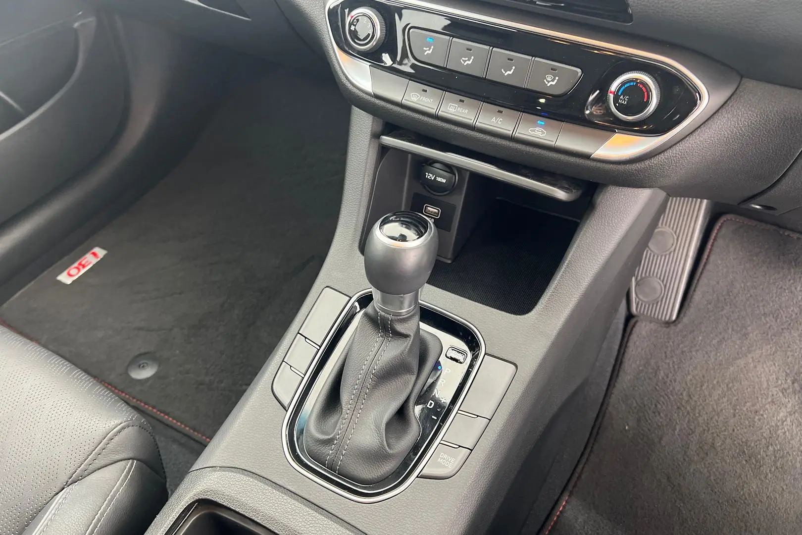 2023 Hyundai i30 Gallery Image 12