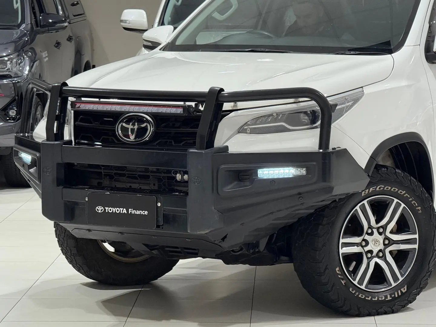 2021 Toyota Fortuner Gallery Image 7