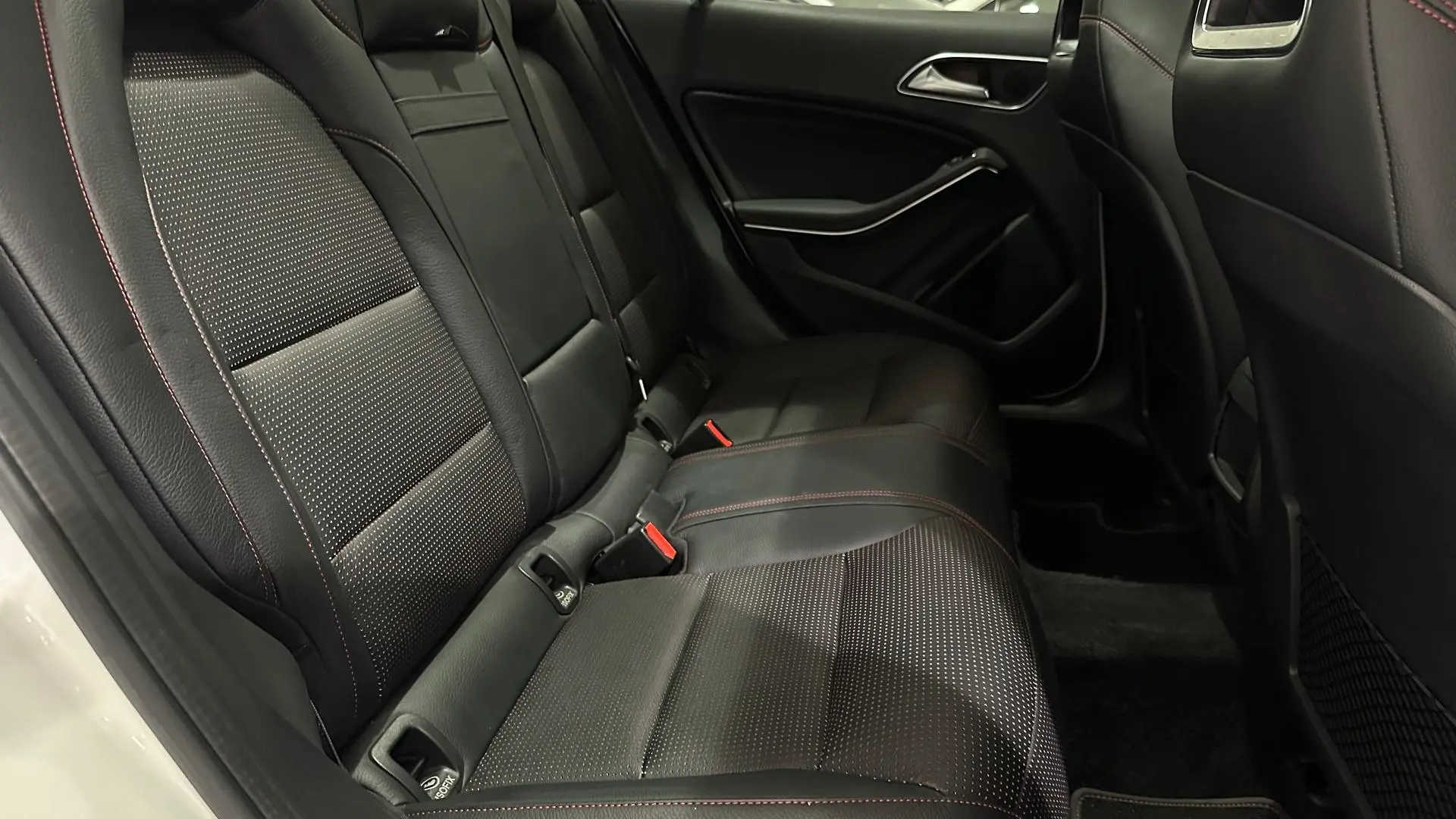 2018 Mercedes-Benz GLA-Class Gallery Image 26