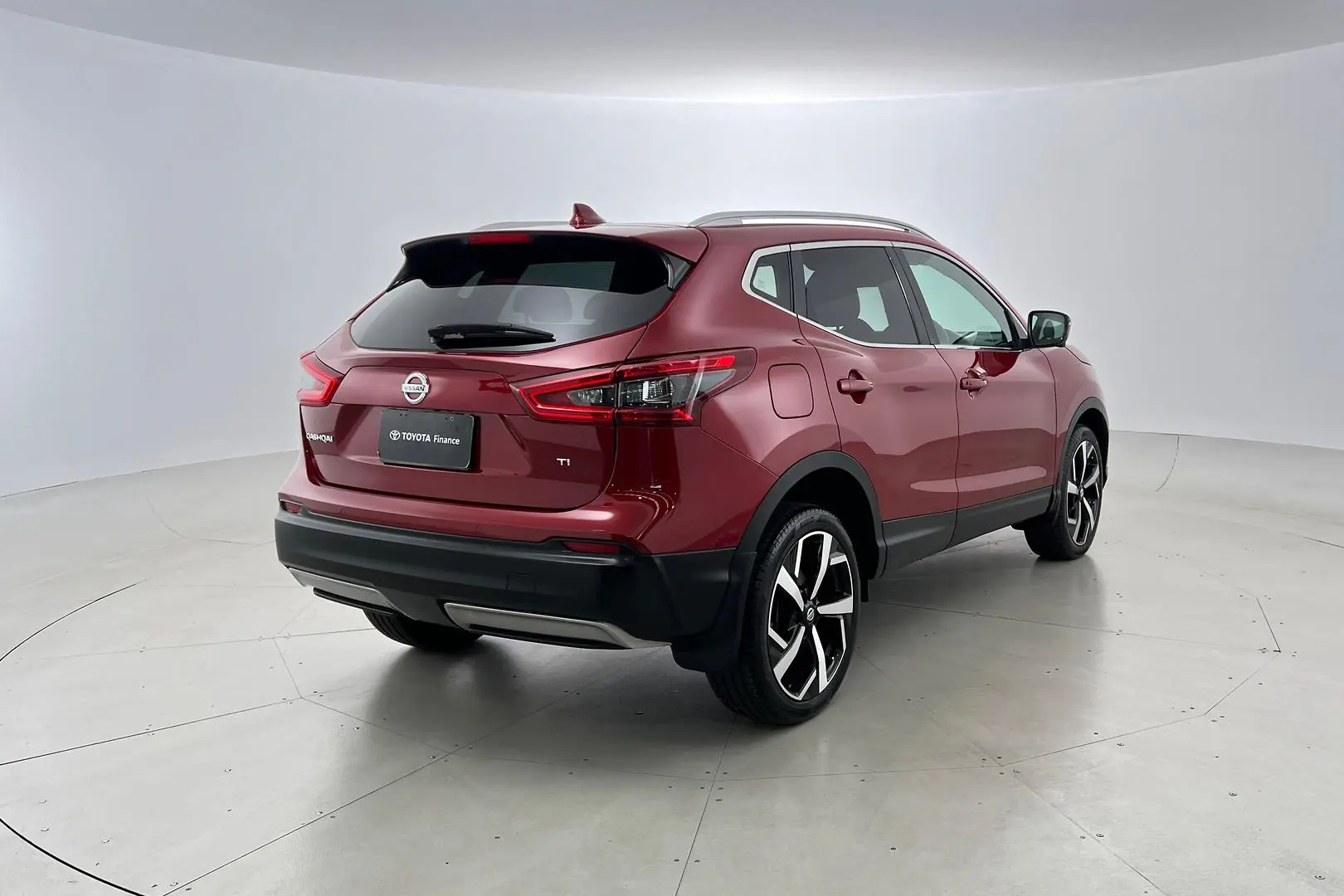 2019 Nissan Qashqai Gallery Image 6