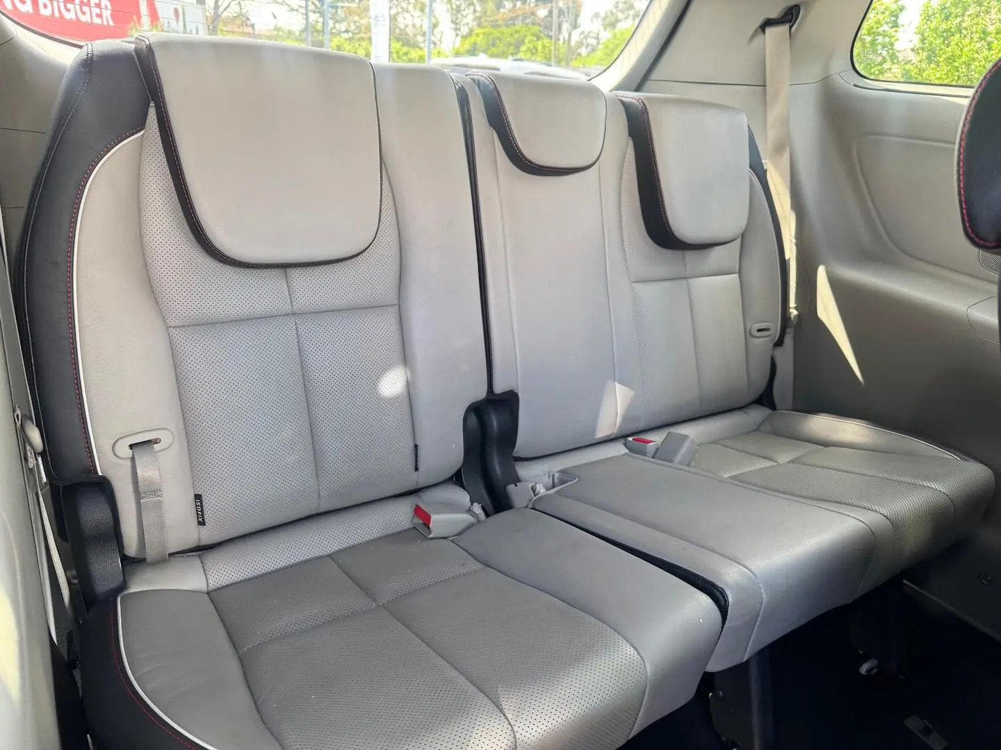 2019 Kia Carnival Gallery Image 26
