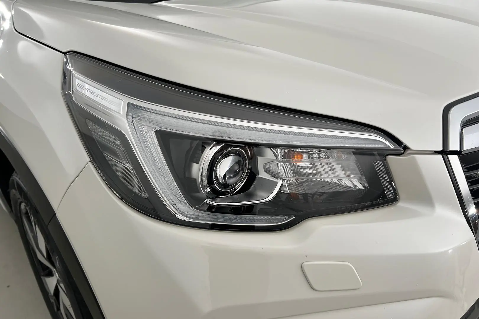 2020 Subaru Forester Gallery Image 2