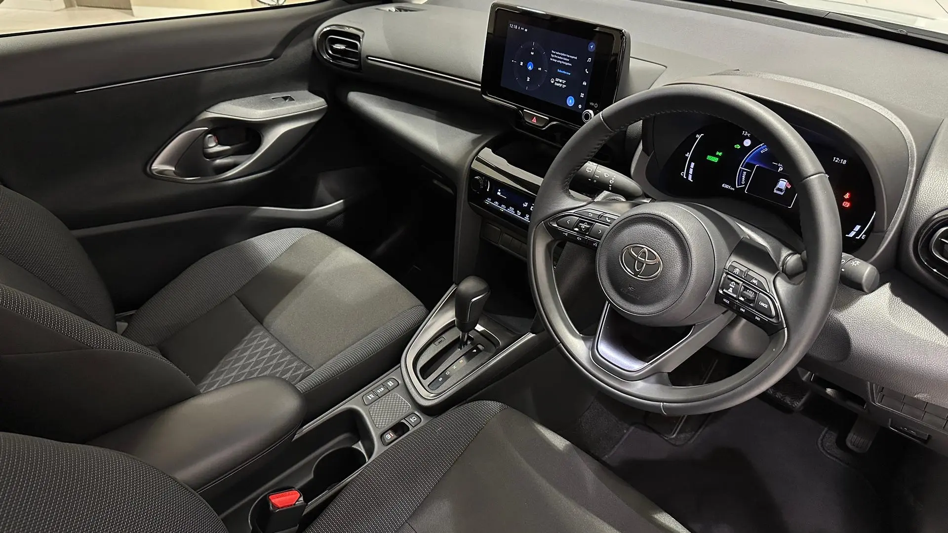 2024 Toyota Yaris Cross Gallery Image 12