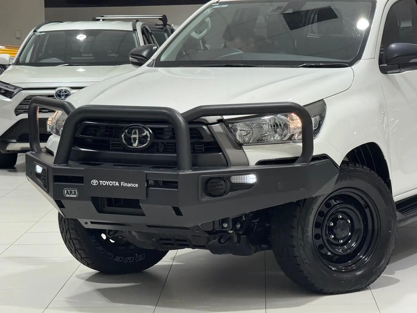 2022 Toyota Hilux Gallery Image 7