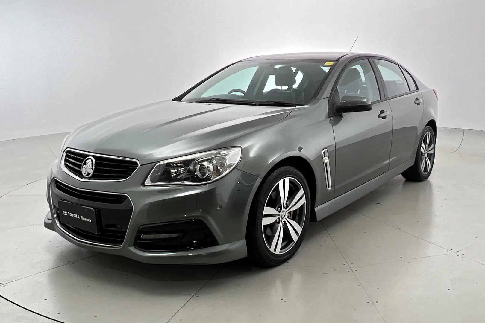 2014 Holden Commodore Gallery Image 9