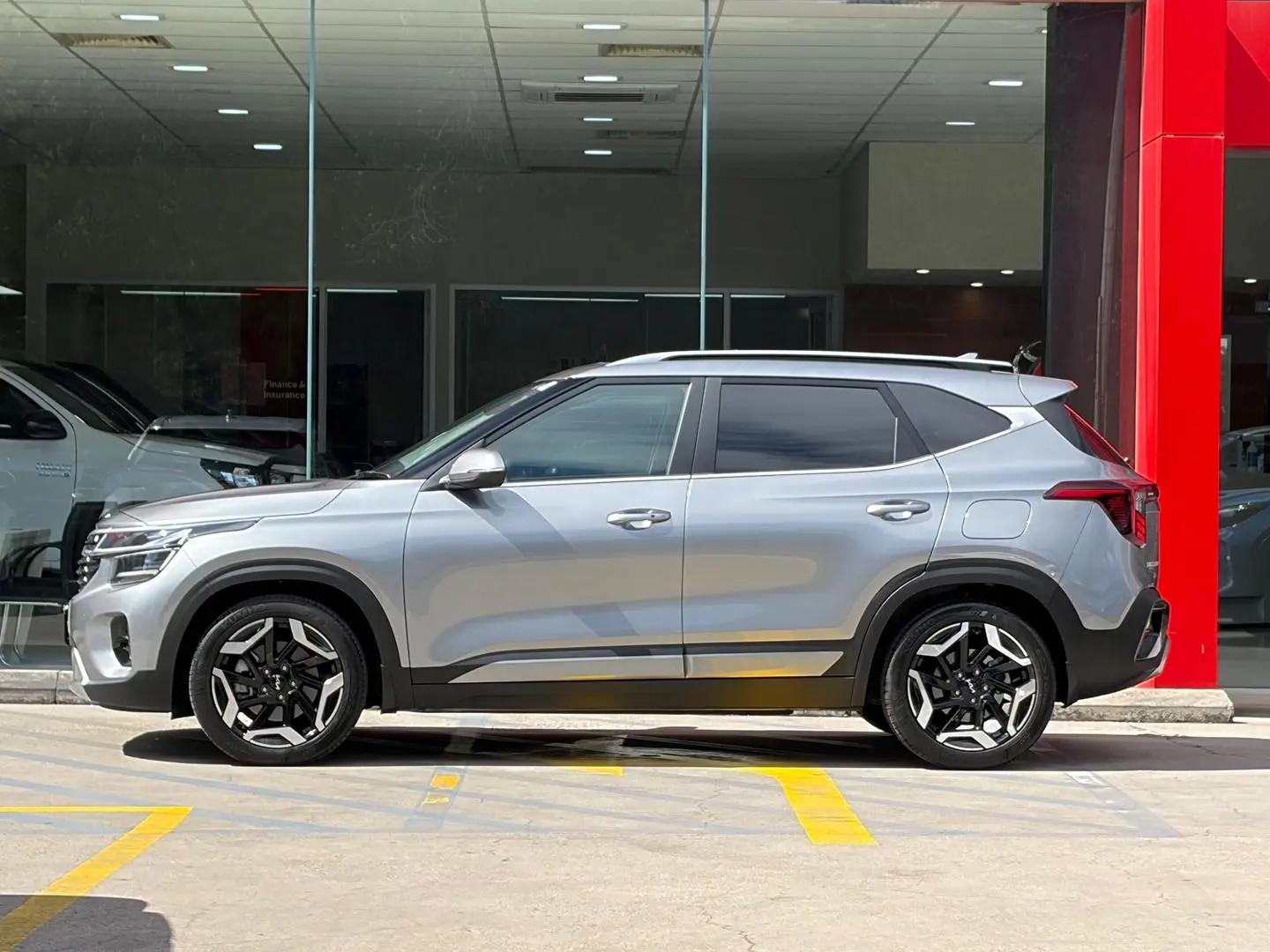 2023 Kia Seltos Gallery Image 6