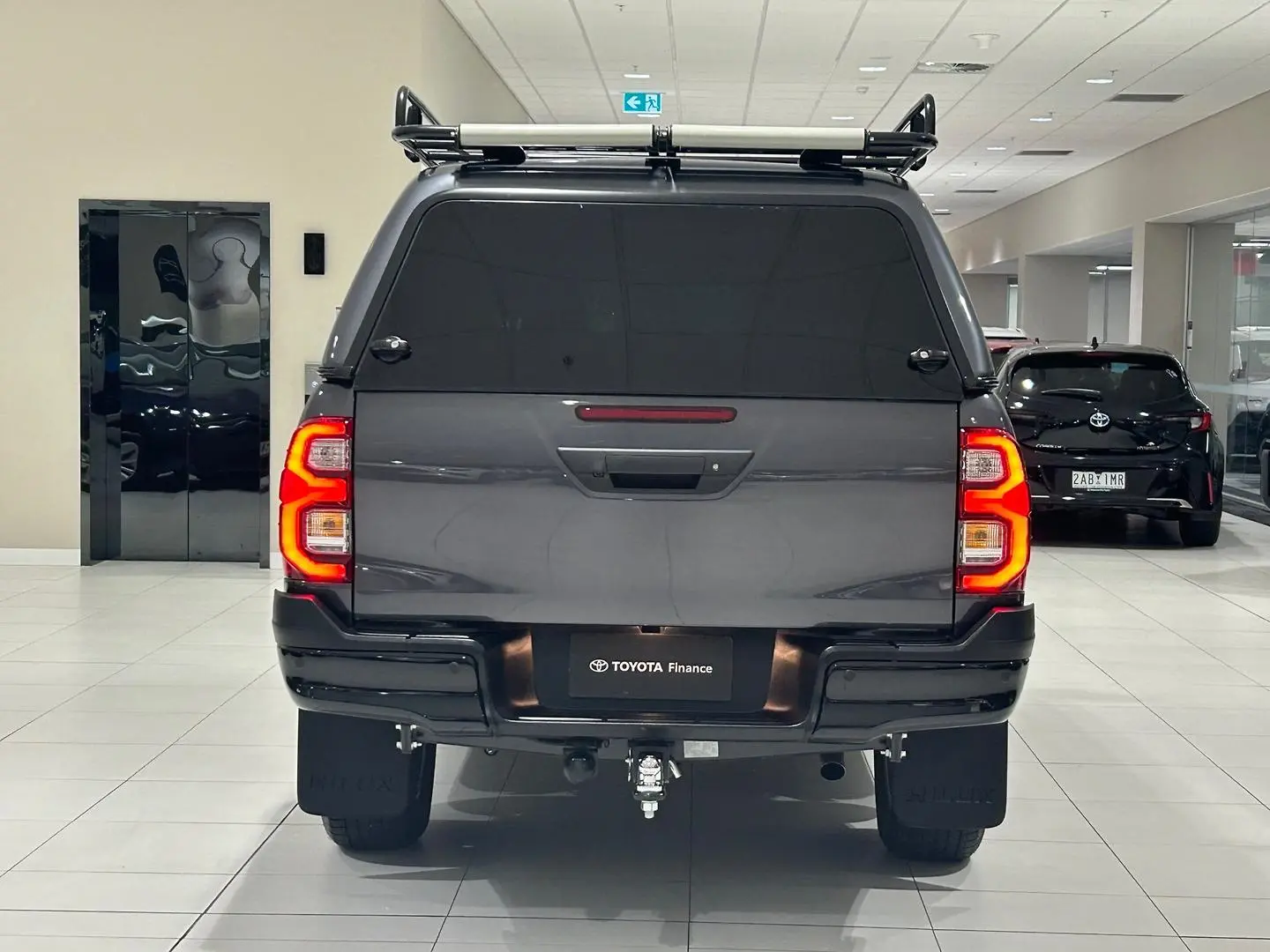 2024 Toyota Hilux Gallery Image 9