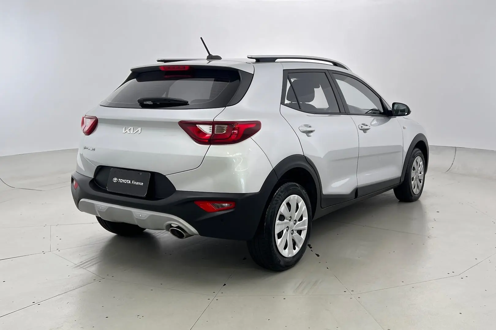 2023 Kia Stonic Gallery Image 4