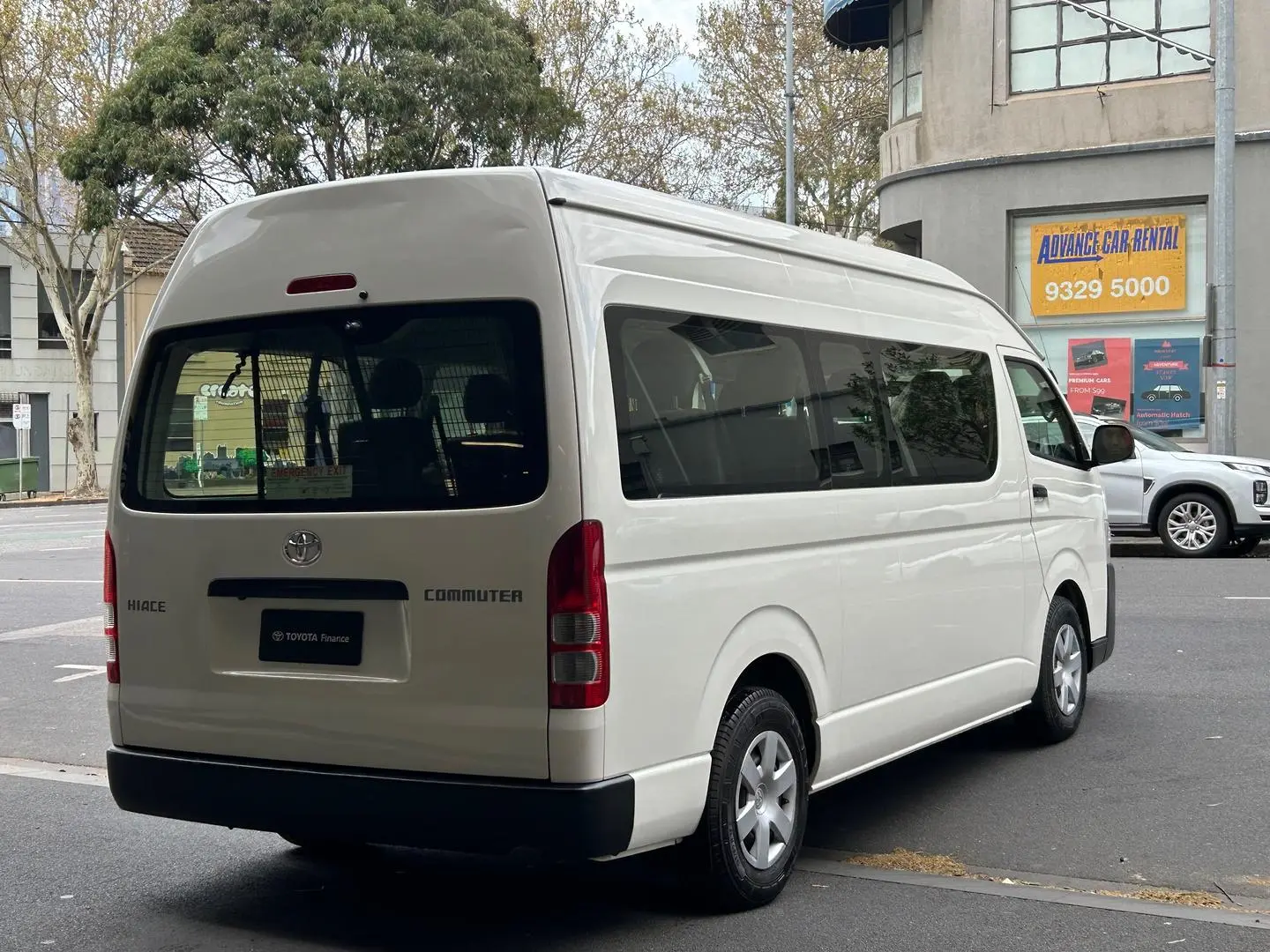 2018 Toyota Hiace Gallery Image 11