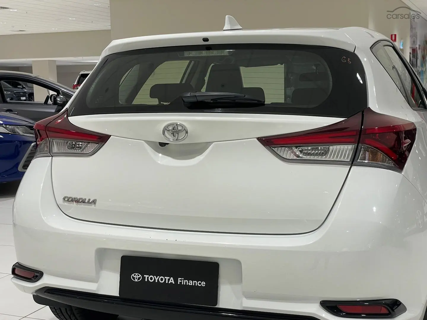 2017 Toyota Corolla Image 10