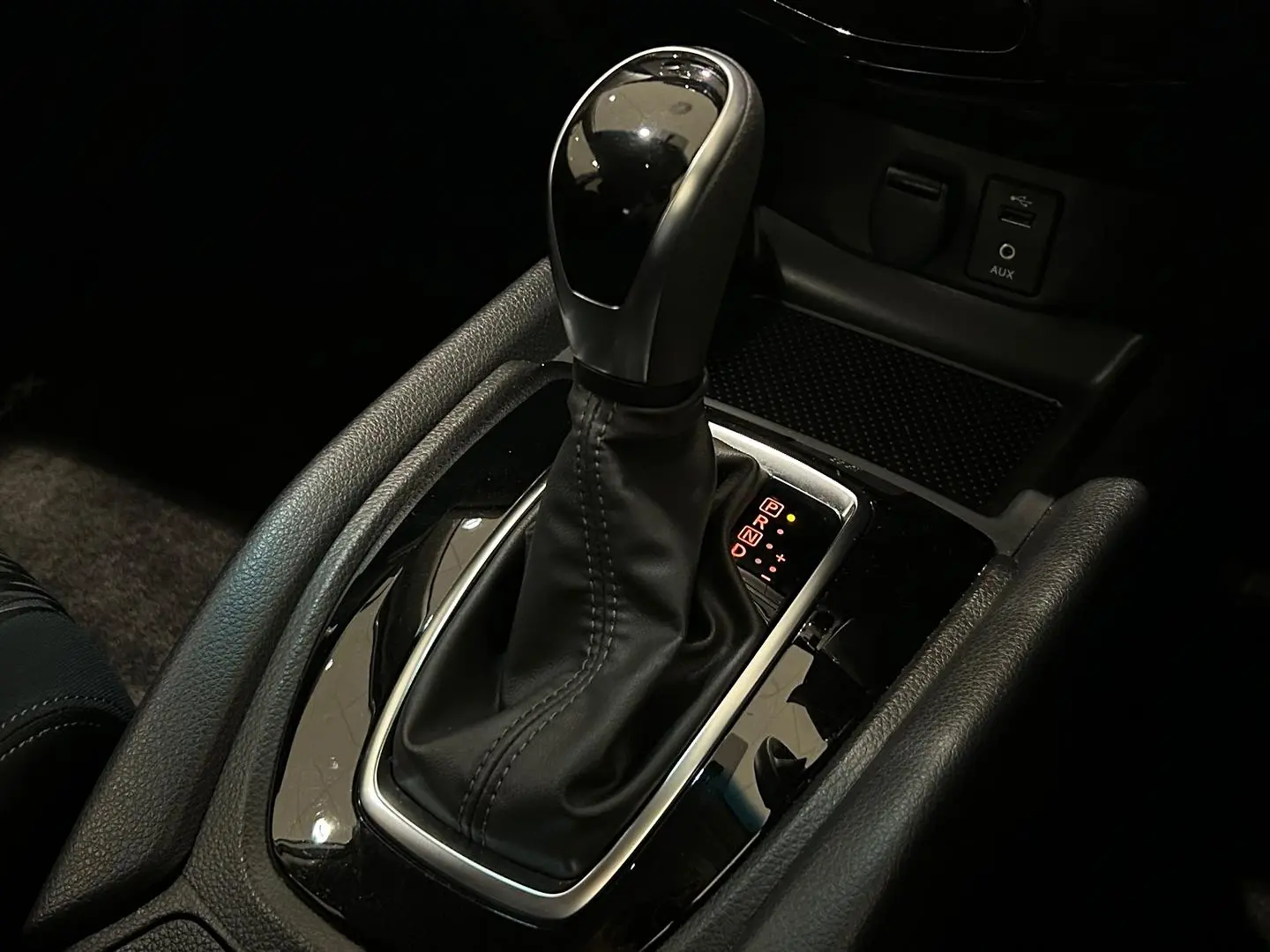 2020 Nissan X-TRAIL Gallery Image 17