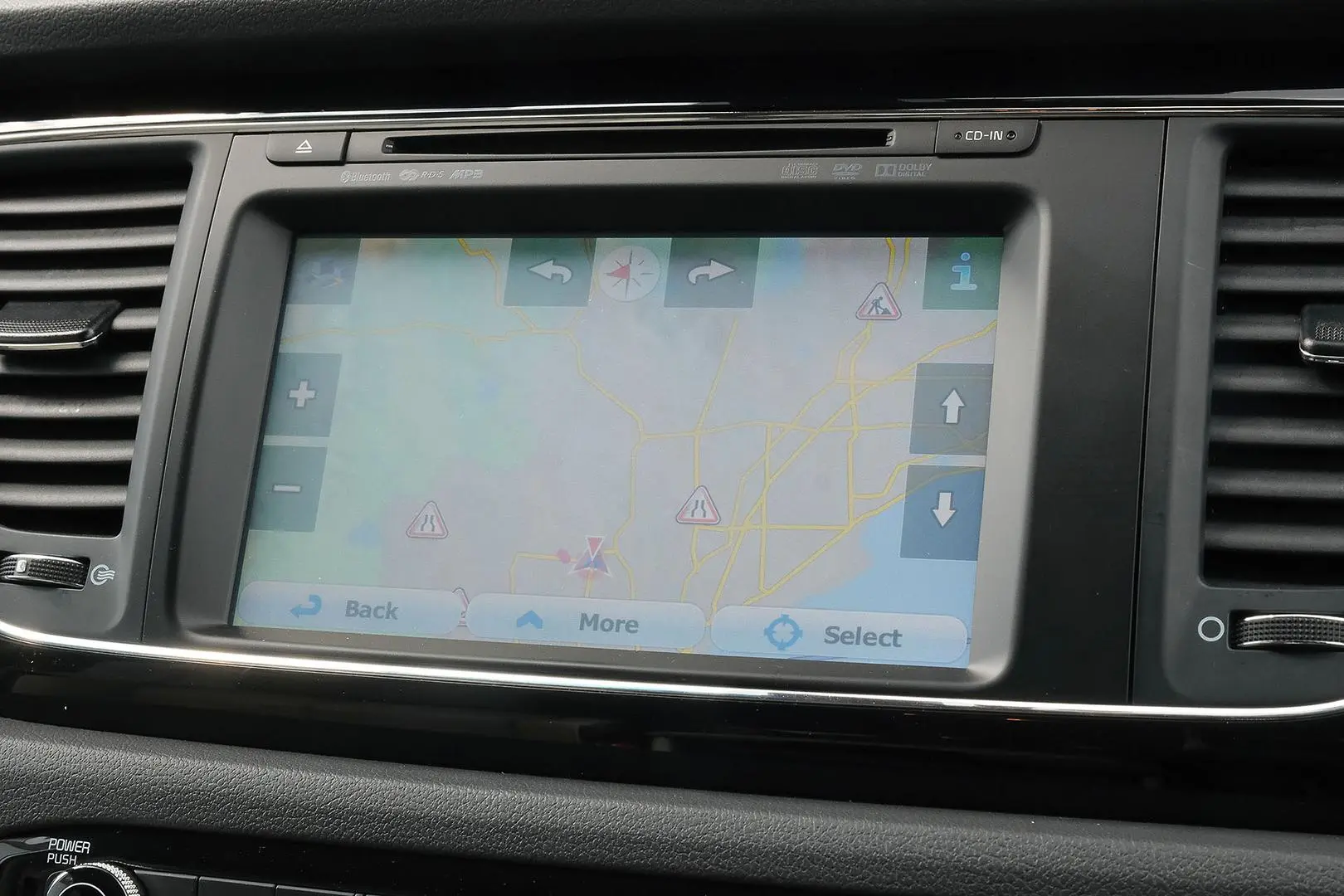 2017 Kia Carnival Gallery Image 7