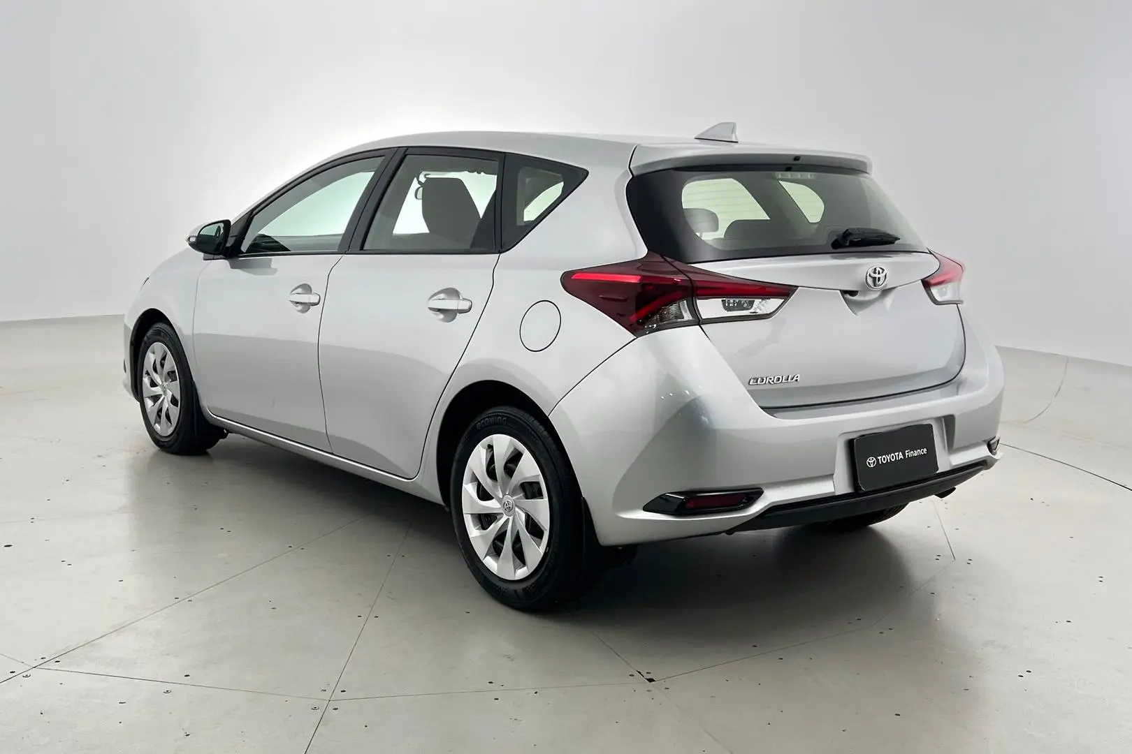 2016 Toyota Corolla Gallery Image 5