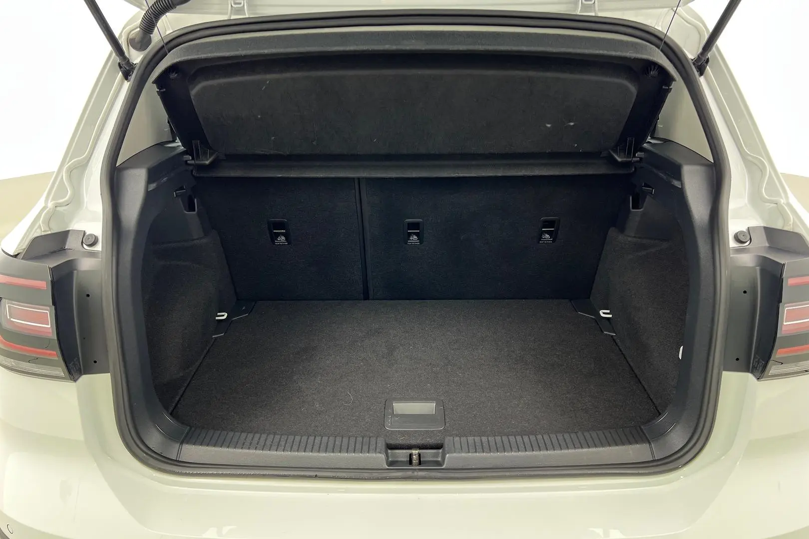 2021 Volkswagen T-Cross Gallery Image 23