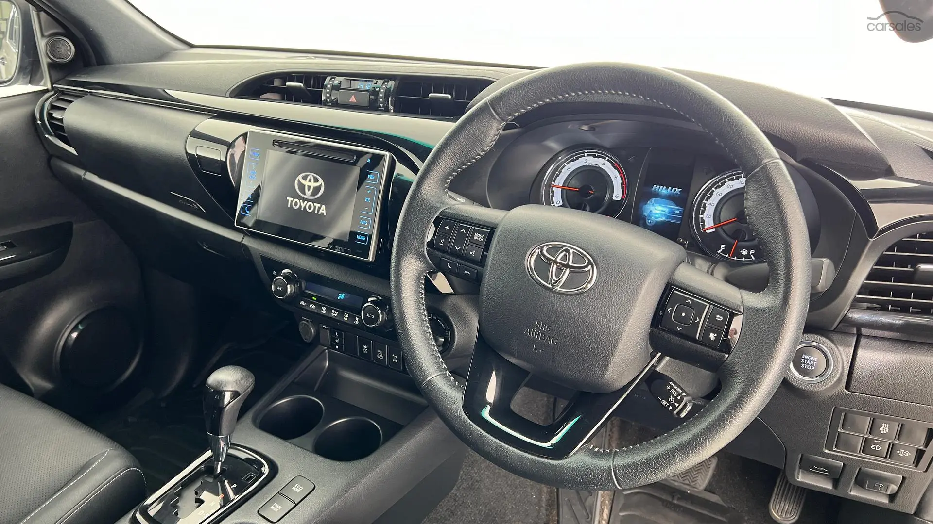 2019 Toyota Hilux Image 13