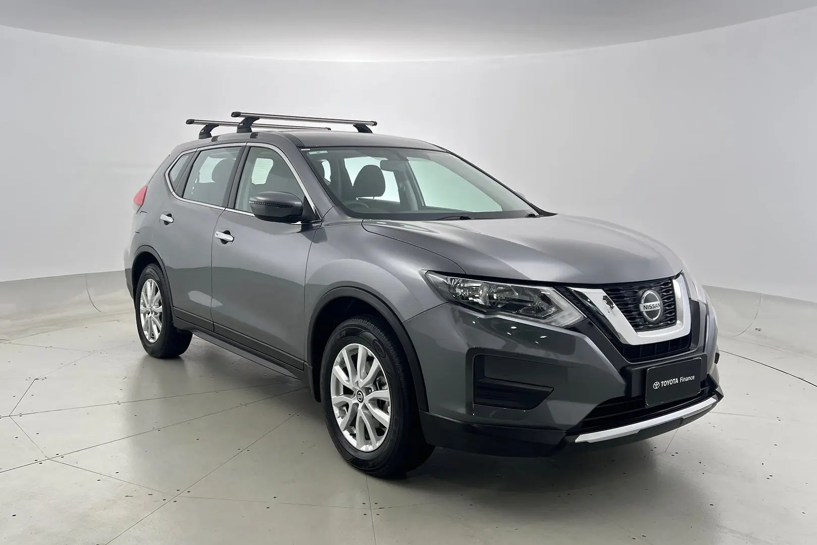 2021 Nissan X-TRAIL Gallery Image 1
