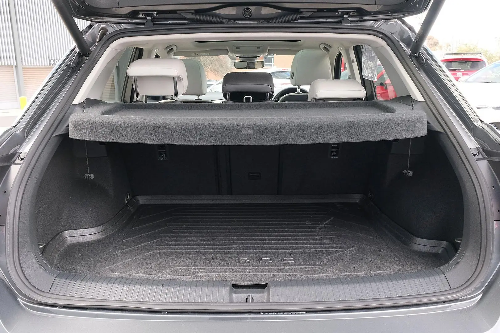 2021 Volkswagen T-Roc Gallery Image 11
