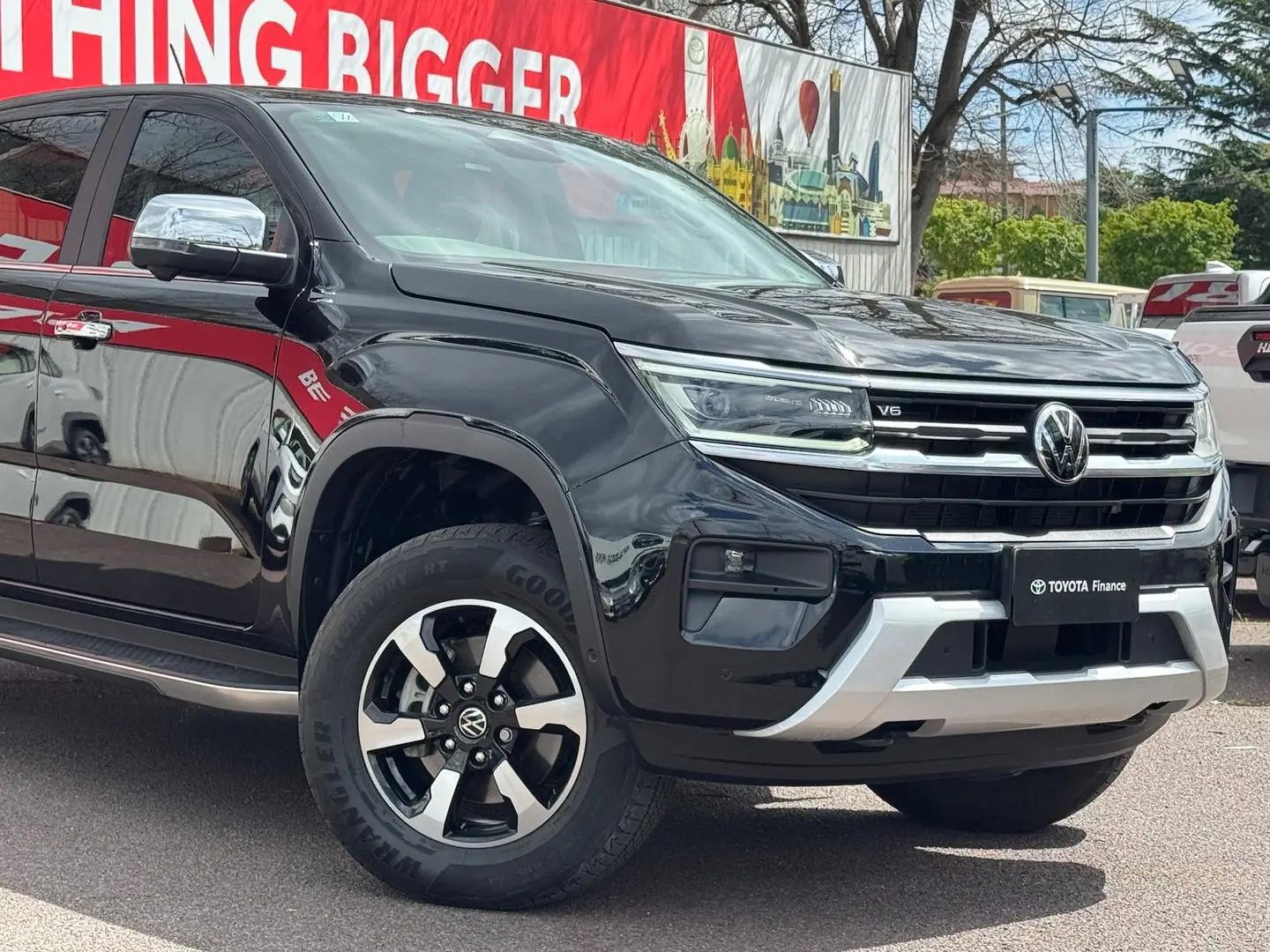 2024 Volkswagen Amarok Gallery Image 2