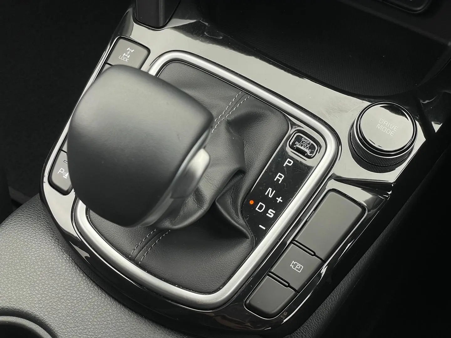 2024 Kia Seltos Gallery Image 18