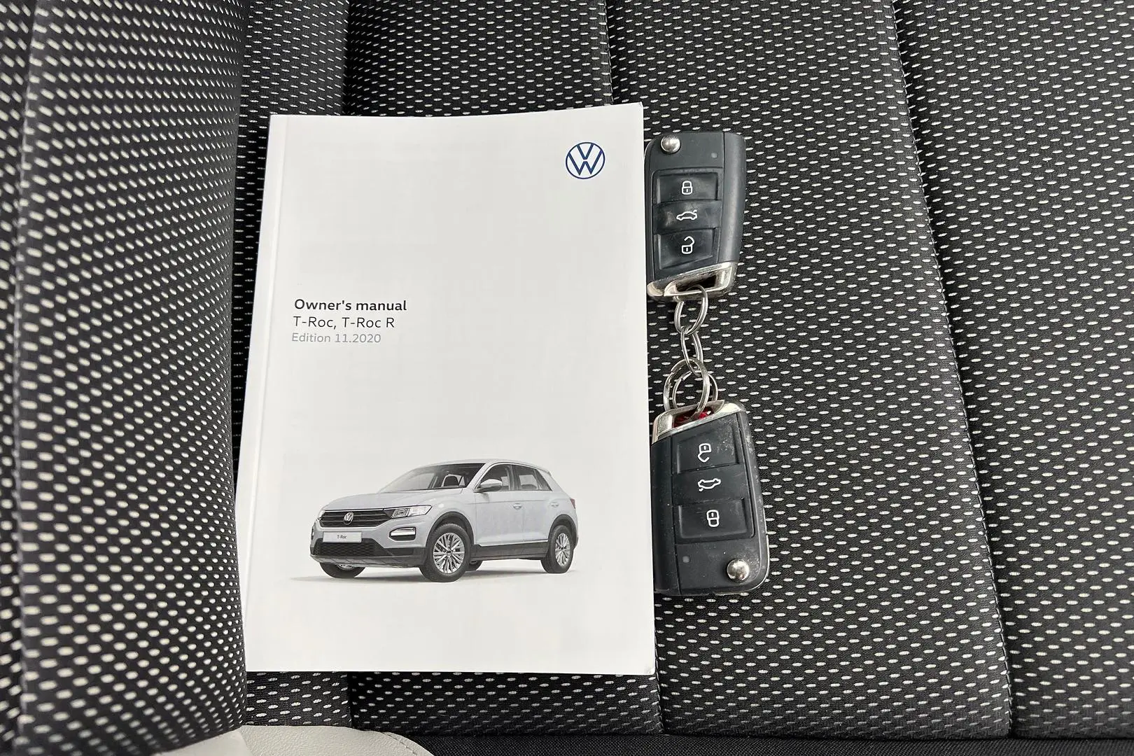 2021 Volkswagen T-Roc Gallery Image 23