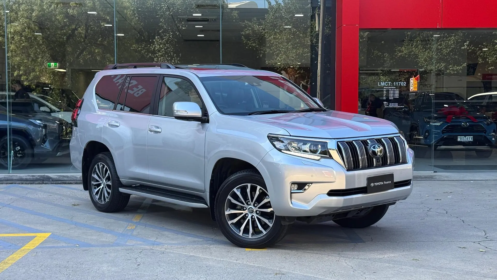 2023 Toyota Landcruiser Prado Gallery Image 1