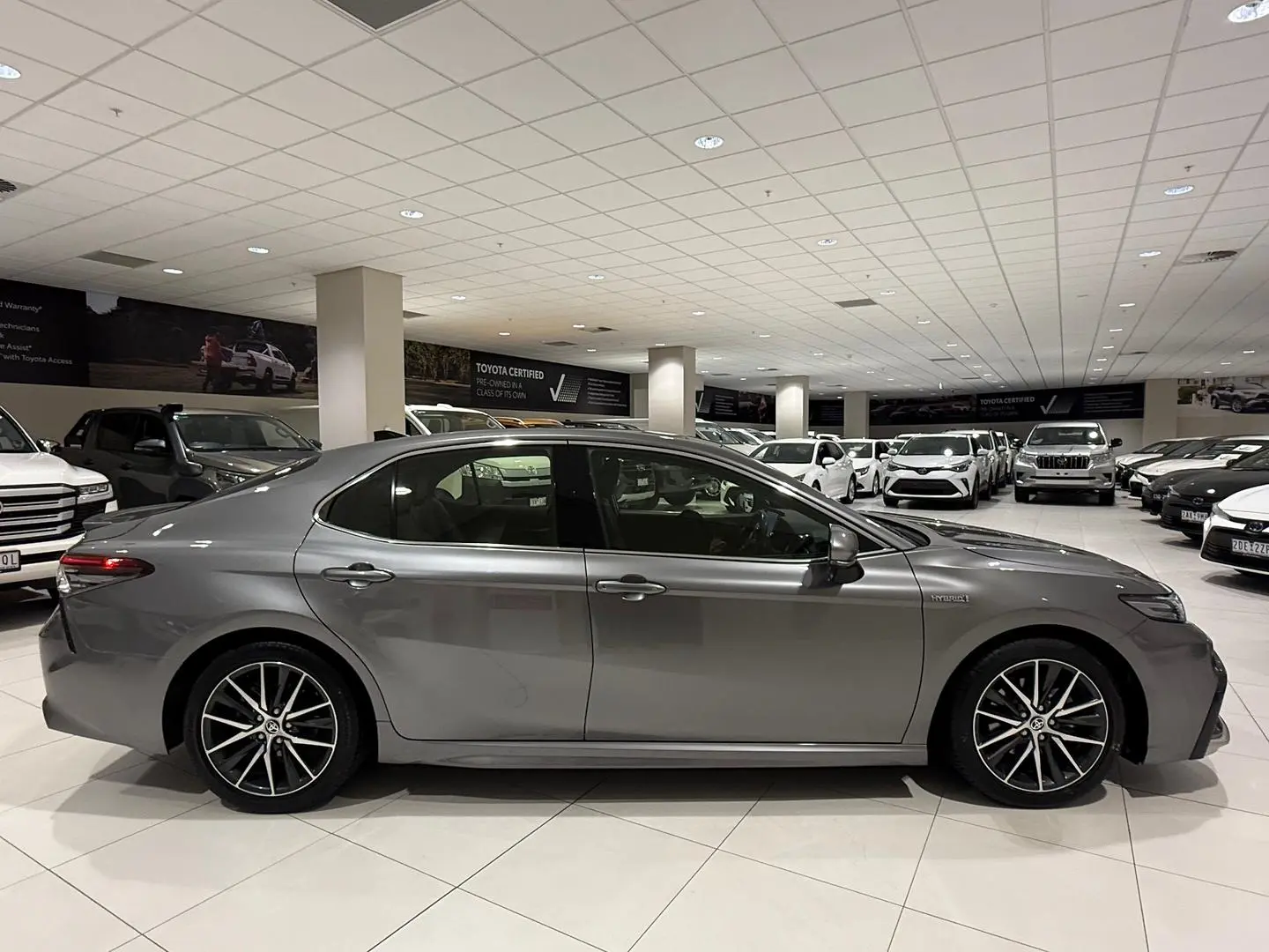 2023 Toyota Camry Gallery Image 2