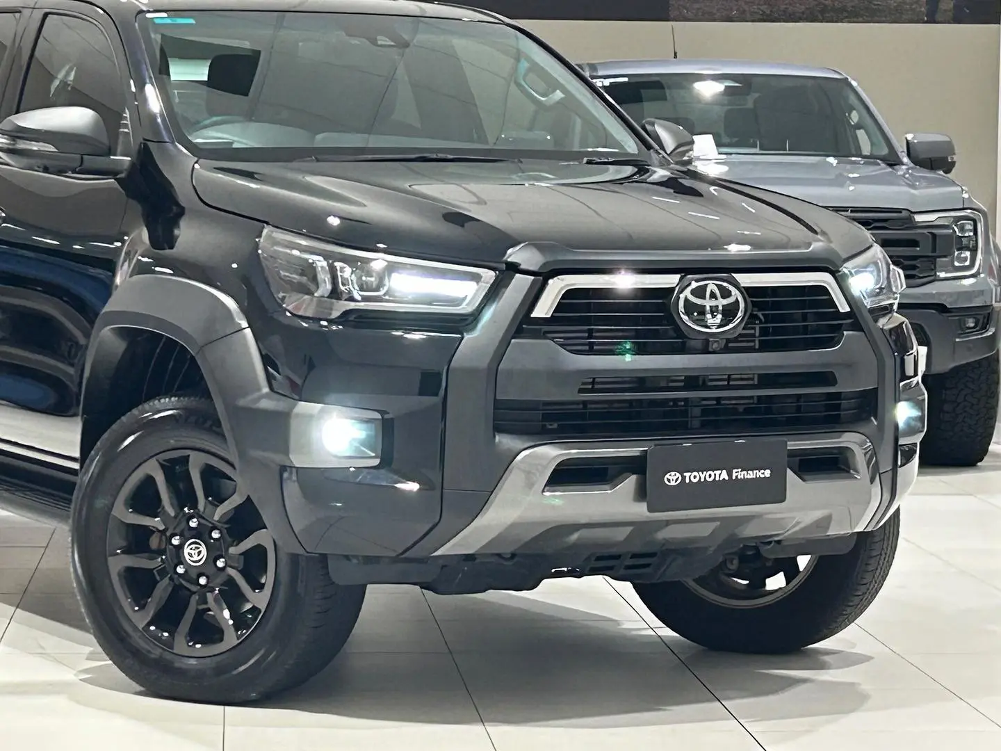 2023 Toyota Hilux Gallery Image 3