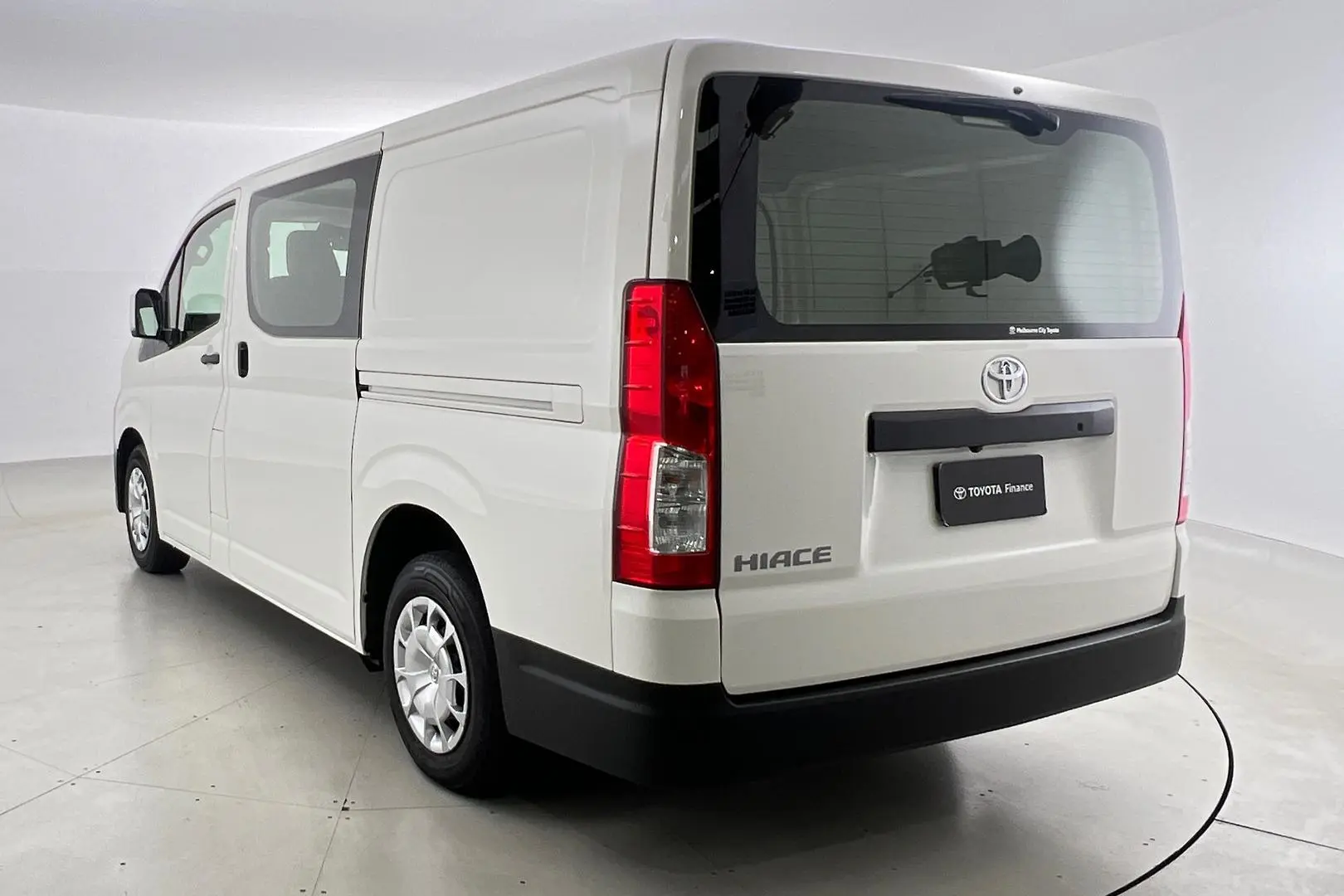 2022 Toyota Hiace Gallery Image 2