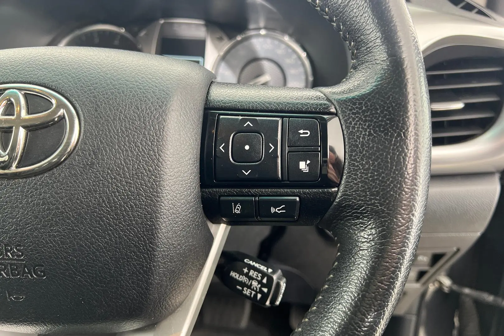2022 Toyota Hilux Gallery Image 17