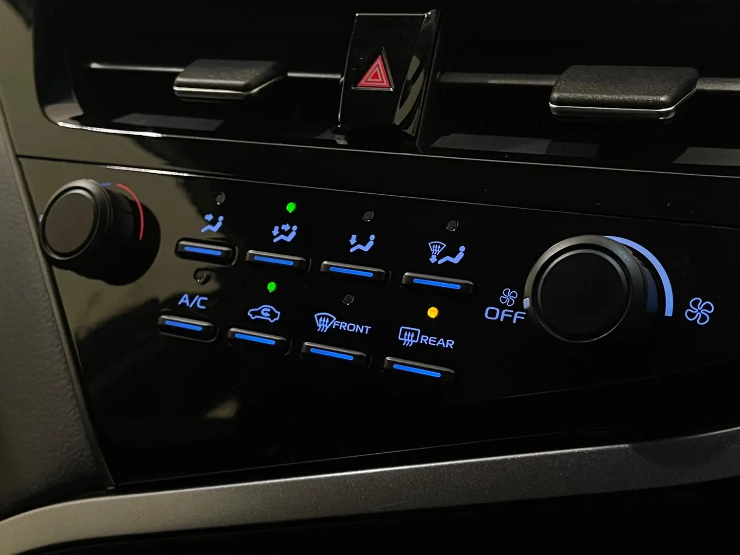 2024 Toyota Camry Gallery Image 17