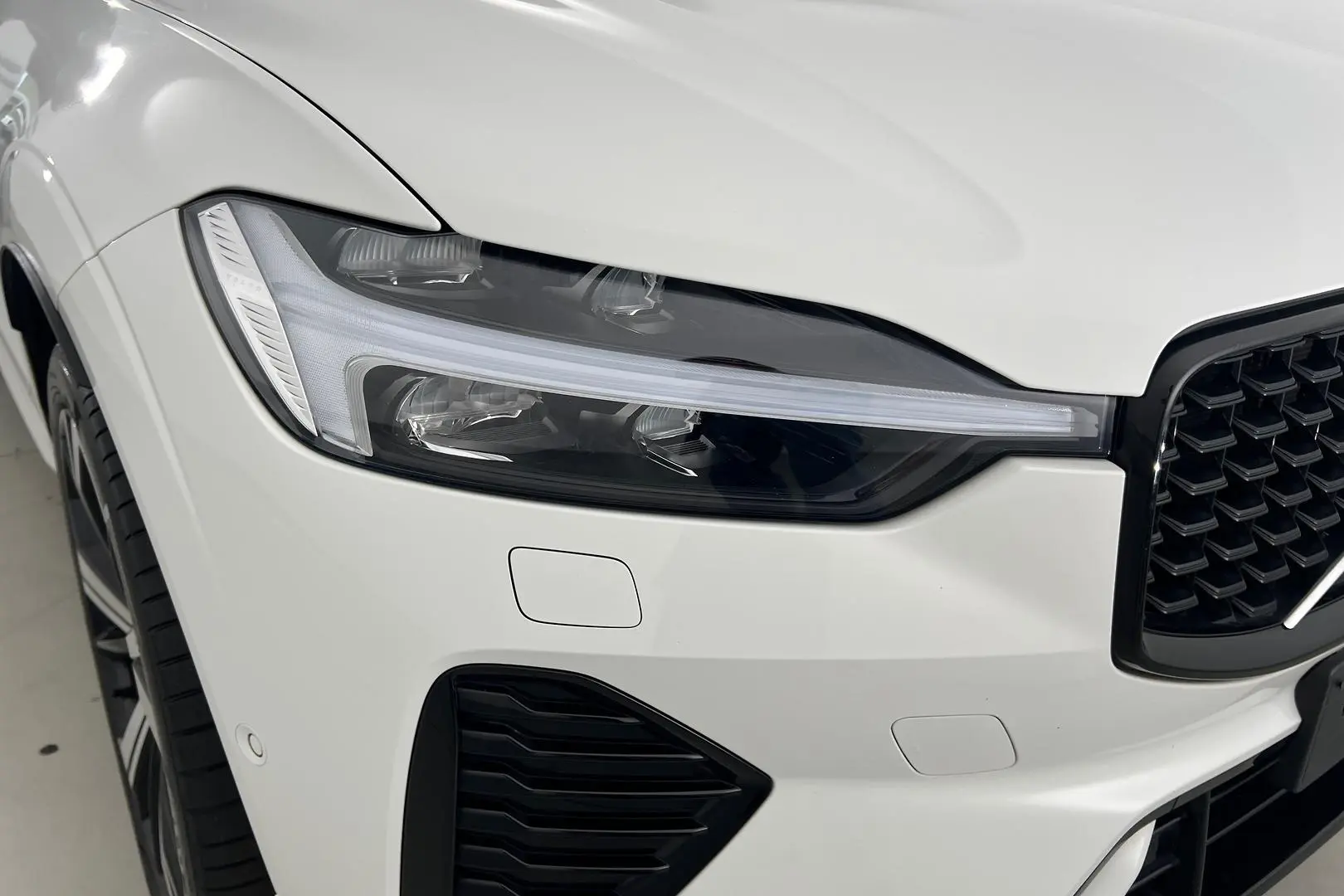 2021 Volvo XC60 Gallery Image 22