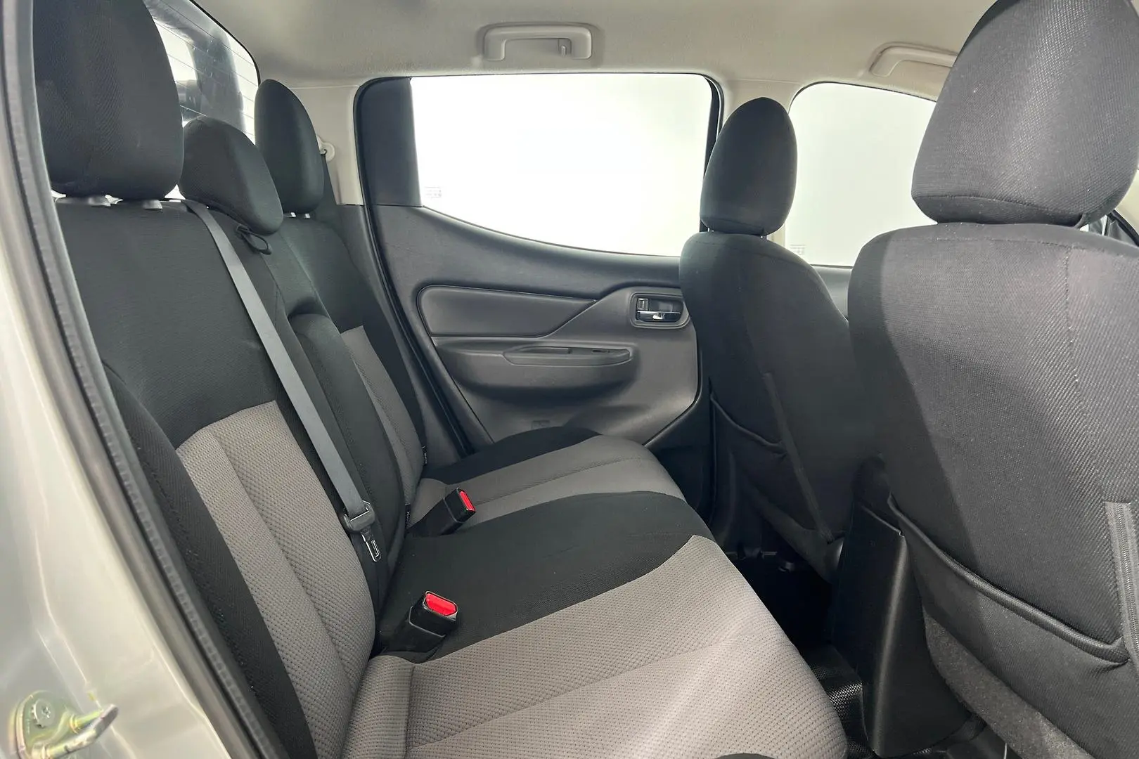 2018 Mitsubishi Triton Gallery Image 18