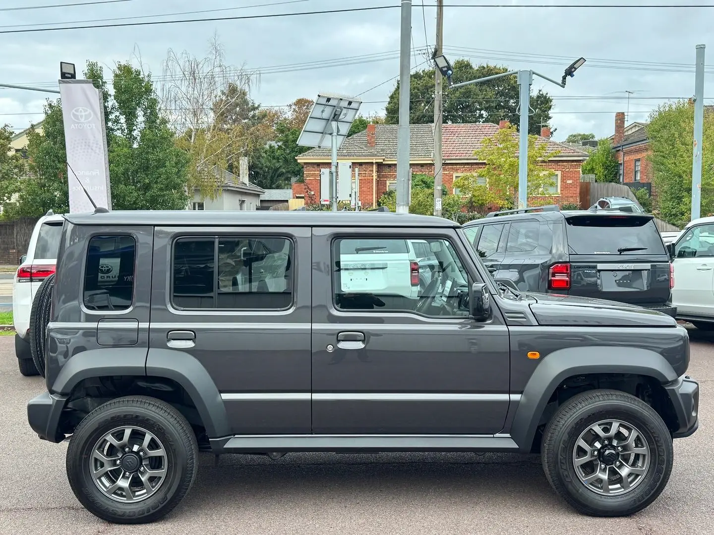2024 Suzuki Jimny Gallery Image 3