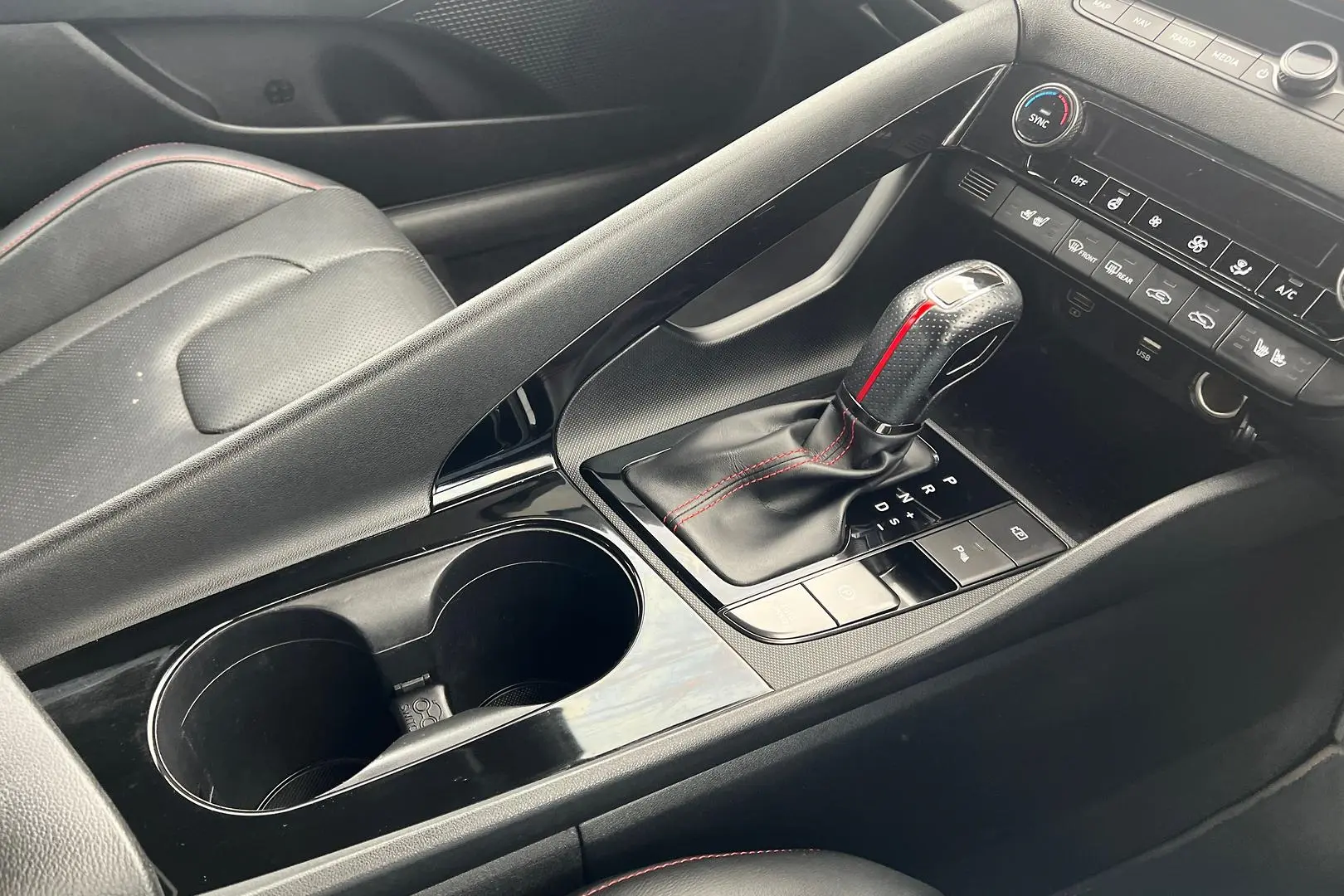 2020 Hyundai i30 Gallery Image 19