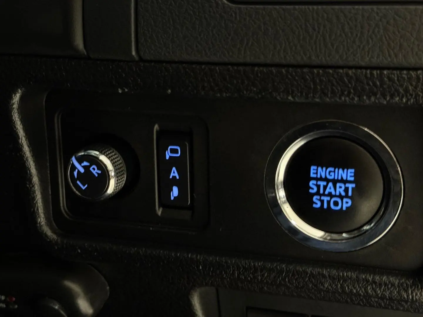 2021 Toyota Landcruiser Prado Gallery Image 26