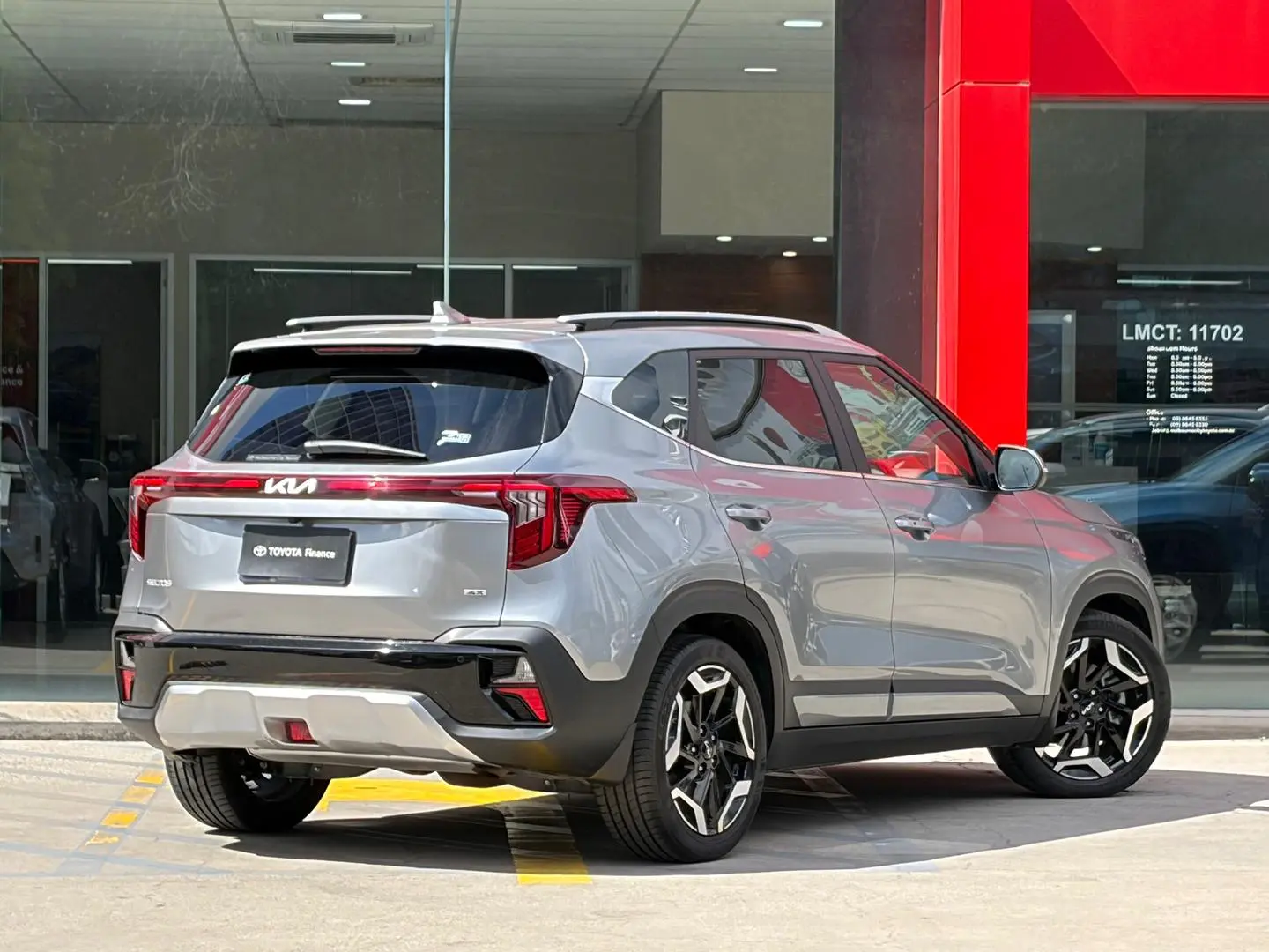 2023 Kia Seltos Gallery Image 10