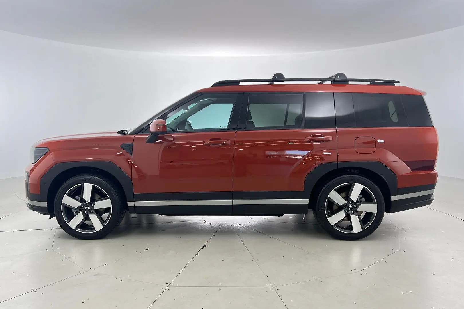 2024 Hyundai Santa Fe Gallery Image 8