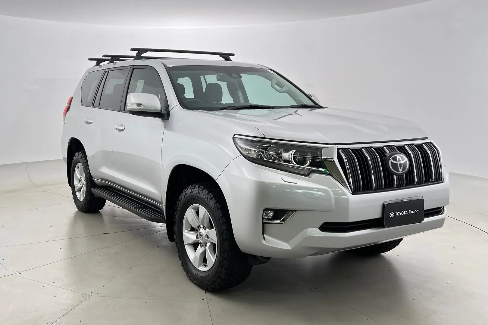 2017 Toyota Landcruiser Prado Gallery Image 1